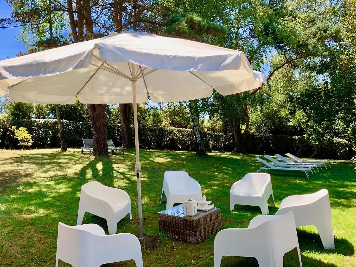 Villa Mendiondo à Ustaritz 0*,